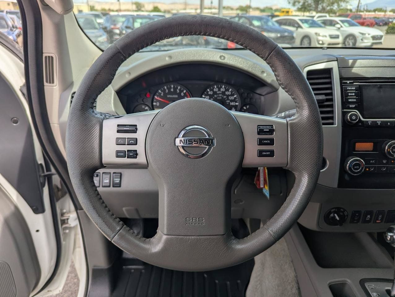 Used 2016 Nissan Frontier SV w/ SV Value Truck Package AWD/4WD image 12