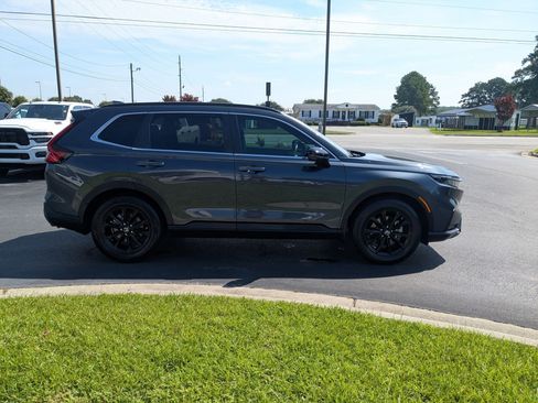 Used 2024 Honda CR-V Sport image 4