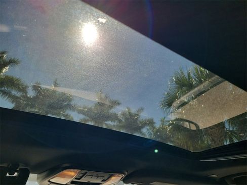 Used 2023 Dodge Durango R/T image 21