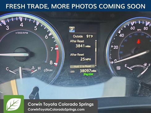 Used 2018 Toyota Highlander Limited Platinum AWD/4WD image 13