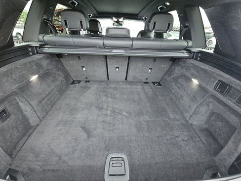 Used 2024 BMW X5 sDrive40i image 11