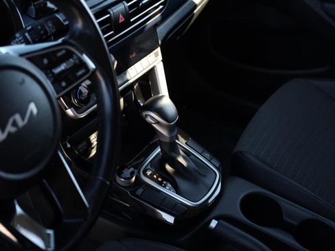 Used 2023 Kia Seltos S image 6