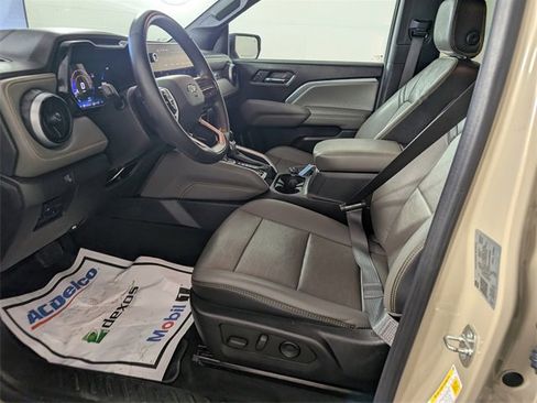 Used 2023 Chevrolet Colorado ZR2 w/ ZR2 Convenience Package III image 18