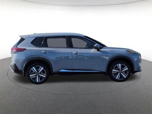 Used 2021 Nissan Rogue SL w/ Premium Package image 4