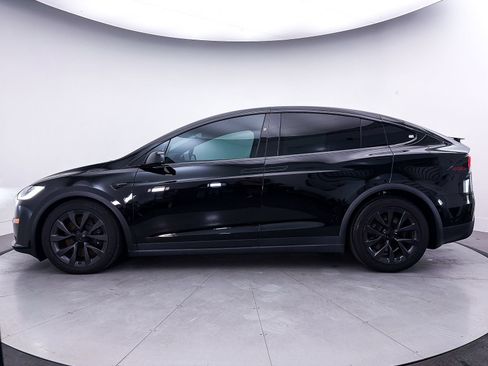 Used 2023 Tesla Model X AWD/4WD image 34
