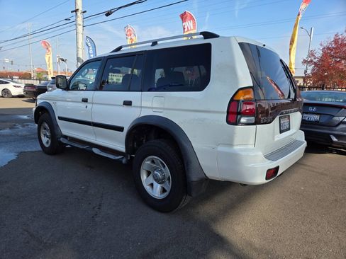 Used 2004 Mitsubishi Montero Sport LS image 2