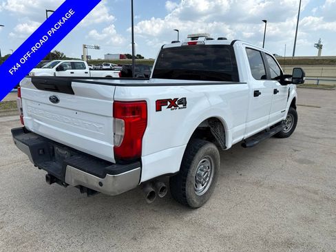 Used 2022 Ford F250 XL w/ Power Equipment Group AWD/4WD image 10