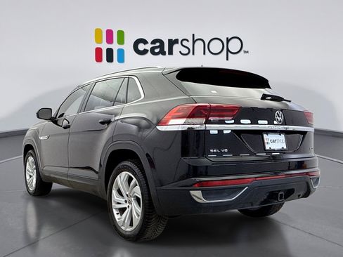 Used 2020 Volkswagen Atlas Cross Sport SEL image 3