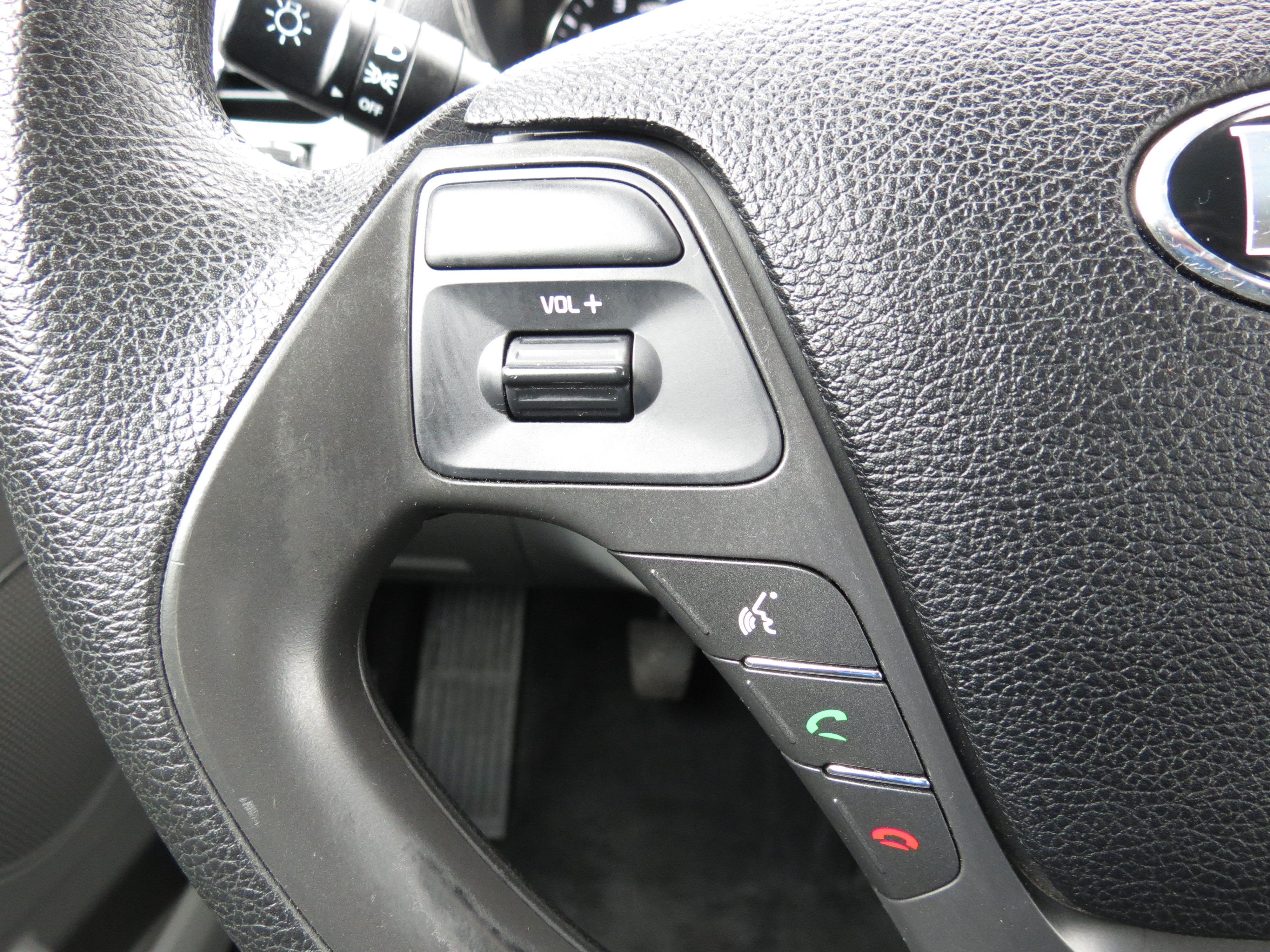 Used 2017 Kia Forte LX FWD image 14