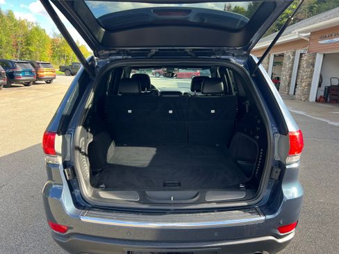 Used 2019 Jeep Grand Cherokee Limited AWD/4WD image 21