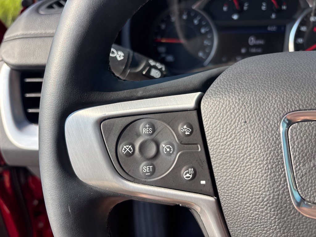 Used 2024 GMC Terrain SLT w/ Elevation Edition FWD image 15