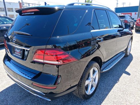 Used 2018 Mercedes-Benz GLE 350 w/ Premium 1 Package image 5