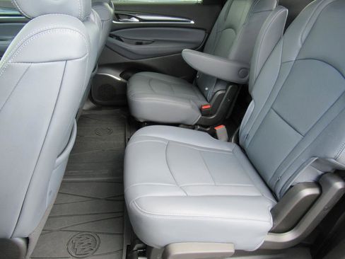 Used 2024 Buick Enclave Essence w/ Sport Touring Edition image 33