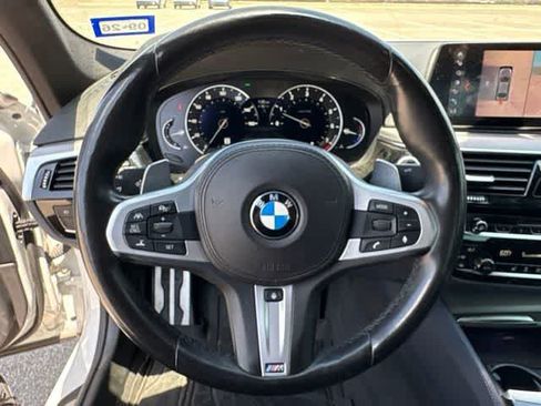 Used 2019 BMW 540i w/ M Sport Package RWD image 14