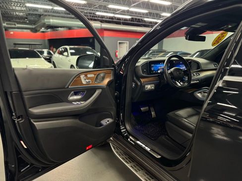 Used 2024 Mercedes-Benz GLS 63 AMG GLS 63 4MATIC Sport Utility 4D image 20