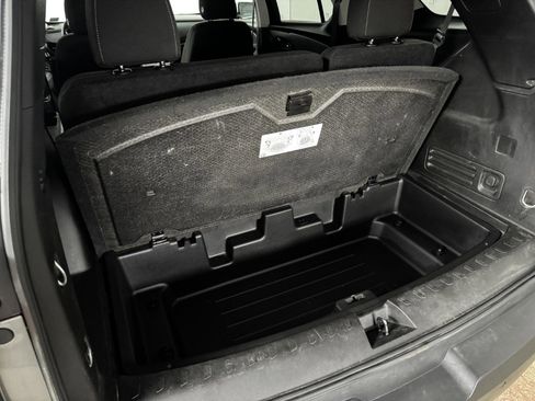 Used 2019 Chevrolet Traverse LT image 58