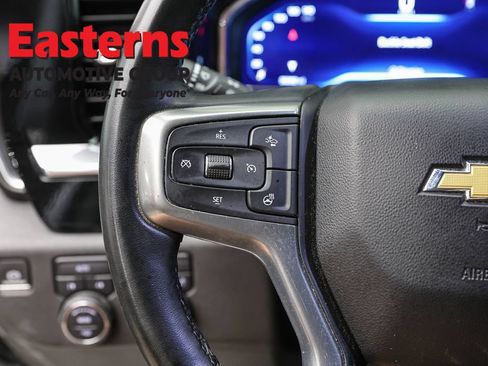 Used 2023 Chevrolet Silverado 1500 LT AWD/4WD image 15