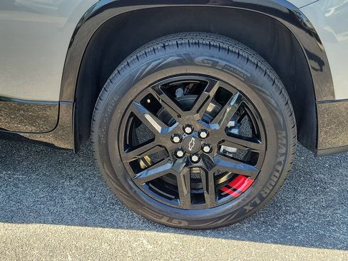Used 2024 Chevrolet Traverse Premier w/ Redline Edition FWD image 13