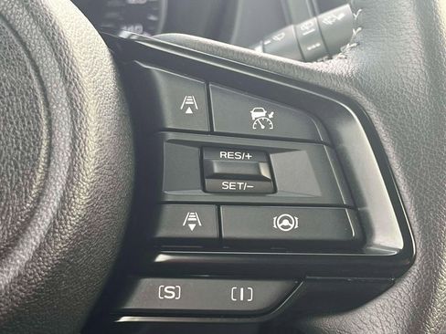 Used 2025 Subaru Forester Premium image 22