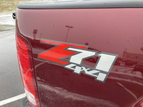 Used 2013 GMC Sierra 1500 SLE w/ Power Tech Package image 10