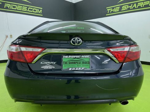 Used 2017 Toyota Camry SE image 8