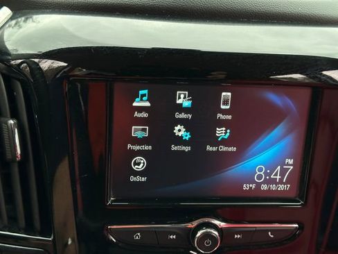 Used 2018 Chevrolet Traverse LS image 23