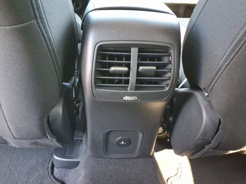 Used 2024 Ford Escape Active w/ Tech Pack #1 AWD/4WD image 16