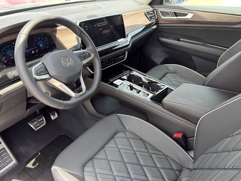 New 2026 Volkswagen Atlas SEL Premium R-Line AWD/4WD image 10