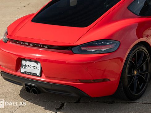 Used 2020 Porsche 718 Cayman S RWD image 16