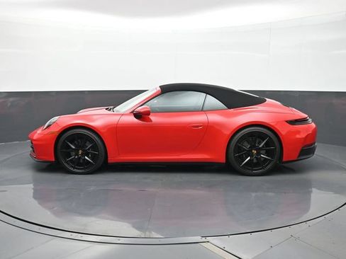 Certified 2025 Porsche 911 Carrera RWD image 2