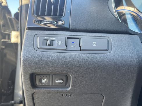 Used 2013 Hyundai Sonata Limited w/ Premium Pkg image 17