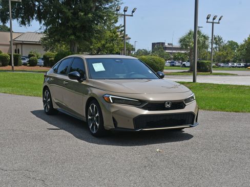 Used 2025 Honda Civic Sport Touring image 6