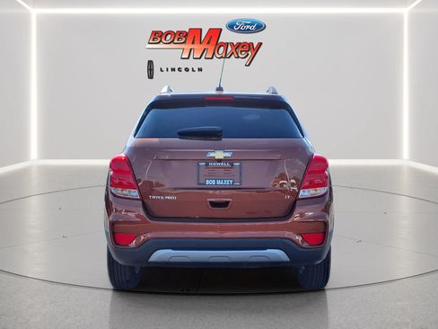 Used 2019 Chevrolet Trax LT w/ LT Convenience Package AWD/4WD image 6