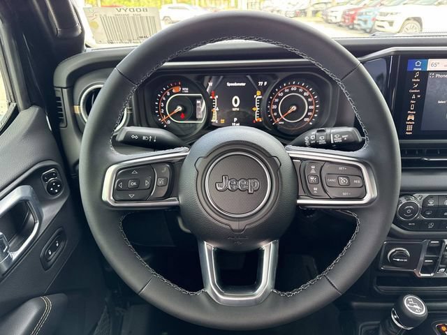 New 2026 Jeep Wrangler Unlimited Sahara w/ Whitecap Package AWD/4WD image 14