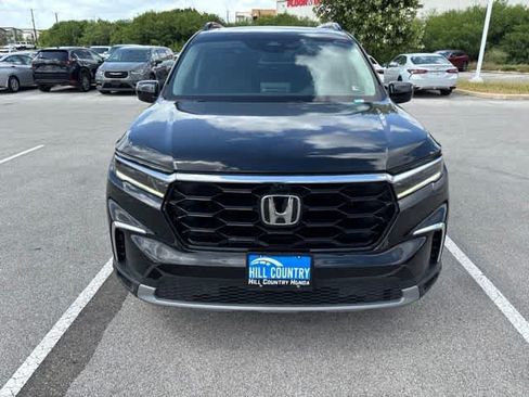 Used 2024 Honda Pilot Elite image 8