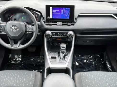 Certified 2024 Toyota RAV4 XLE FWD image 35