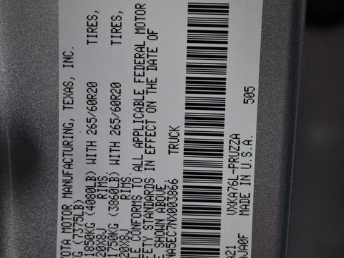 Used 2022 Toyota Tundra Platinum image 9