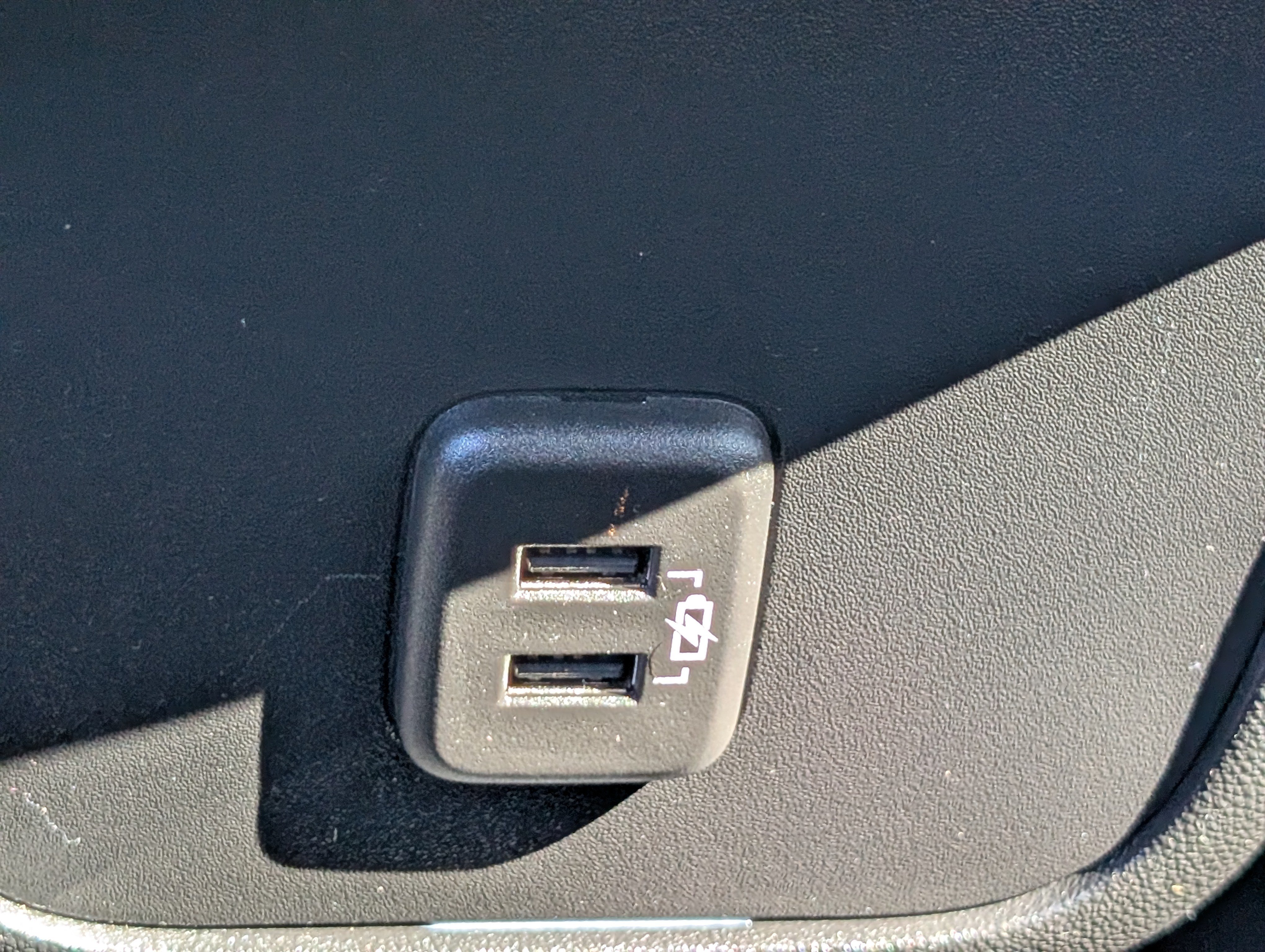 Used 2022 Chevrolet Equinox LT FWD image 16