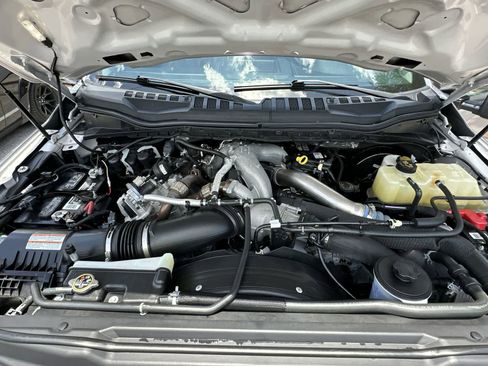 Used 2020 Ford F250 Lariat w/ Lariat Ultimate Package AWD/4WD image 13