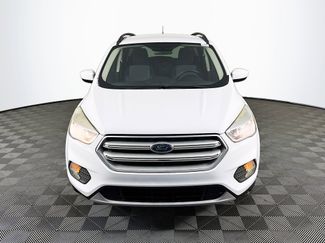 Used 2018 Ford Escape SE FWD video 2