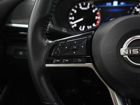 Used 2023 Nissan Altima 2.5 SV w/ SV Premium Package image 22