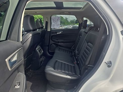 Used 2022 Ford Edge SEL w/ Convenience Package AWD/4WD image 9