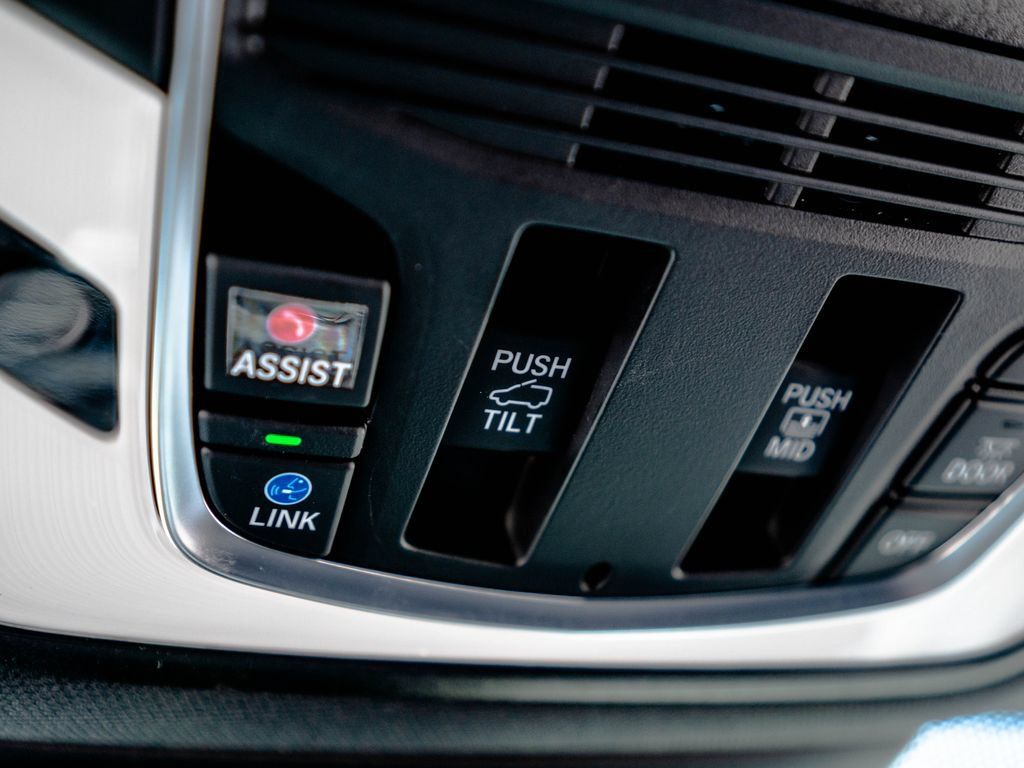 Certified 2024 Acura MDX A-Spec AWD/4WD image 40