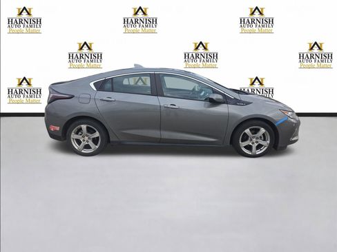 Used 2017 Chevrolet Volt LT image 6