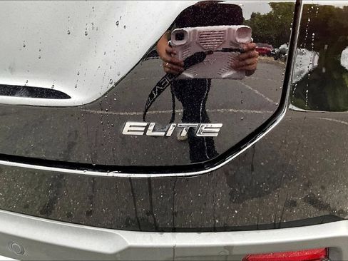 Used 2025 Honda Pilot Elite image 26