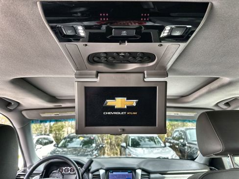 Certified 2017 Chevrolet Suburban LT image 36
