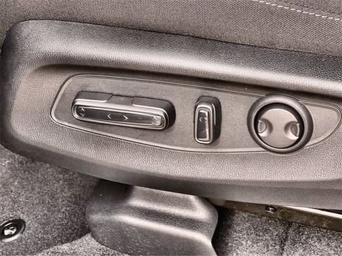 Certified 2026 Honda CR-V EX image 30