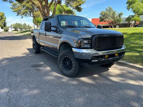 Used 2003 Ford F350 Lariat RWD image 9