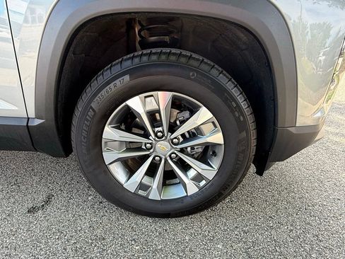 Used 2026 Chevrolet Equinox LT AWD/4WD image 34