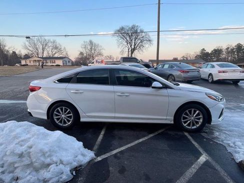 Used 2019 Hyundai Sonata SE w/ Cargo Package image 5